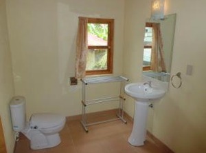 Tuk Timbul Bungalows | Ambarita