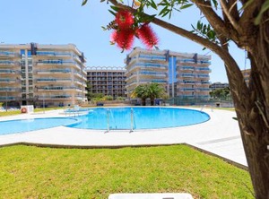 Uhc Larimar Complex | Salou City Centre