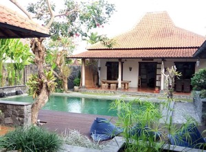 Villa Aquin | Colomadu