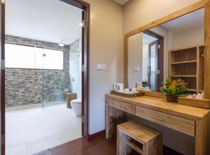 Villa Atap Padi | Melayang