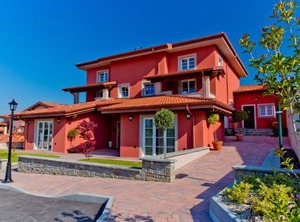 Villa Carolina Resort | Castelletto d'Orba