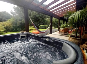 Villa Casa Maria Tuscan Farmhouse | Katikati