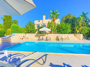 Villa Georgios Rafaela | Goudi