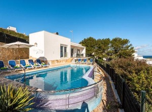 Villa Gill | Coves Noves