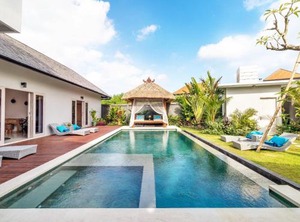 Villa Hiburan | Batubelig