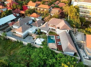Villa Hiburan | Batubelig
