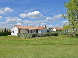 Villa Located Surroundings | Vasles