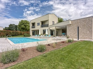 Contemporary Villa Nada Sauna | Kringa
