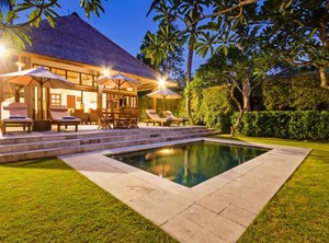 Villa Sasoon Mt Beach | Sengkidu