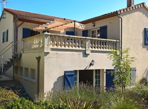Detached Garden Golf Course | Vasles