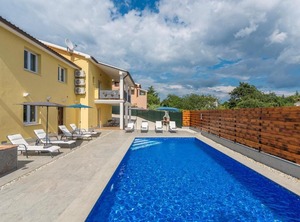 Villa Zupan | Diklici