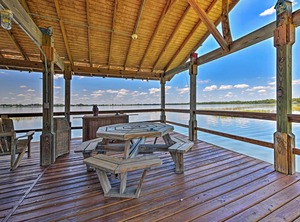 Waterfront Placid Dock Kayaks | Highland
