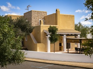 Built Sant Bbq | Sant Francesc Xavier
