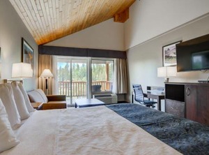 The Lodge River Ascend Hotel | Whitefish