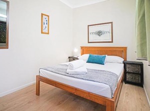 Woolshed Eco Lodge | Scarness