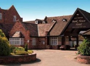 Worcester Bank Hotel Golf Bw | Bransford