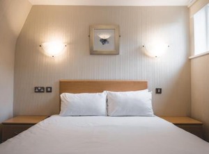 Wycliffe Hotel | Offerton