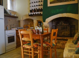 Zamaros Traditional Villa | Maroulas