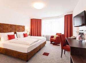 Hotel Zeller | Koenigsbrunn
