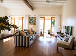 Zenbreak Hillside Loft | Halcyon Heights