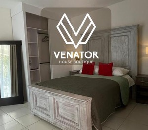 Venator Boutique 