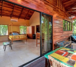 Dharma Bum Bungalow Uvita 
