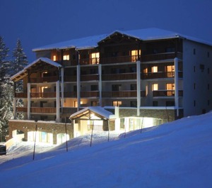 Foot Of The Slopes Terrace Ski Locker 