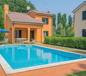 Holiday Rosolina Persons Bedrooms 