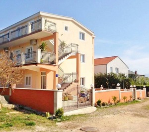 Apartments Maja Sućuraj Croatia 