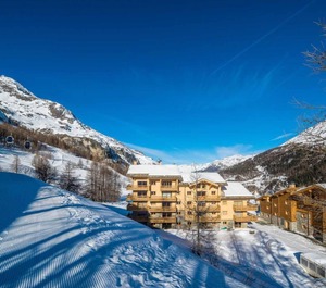 Foot Of The Slopes Swimming Sauna Hammam Ski Locker 