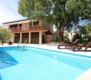 Holiday Marcana Persons Bedrooms 