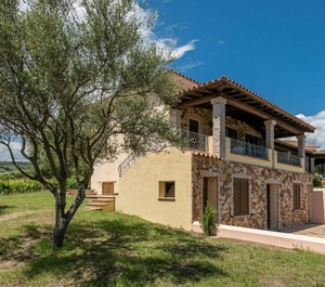 Holiday La Caletta Persons Bedrooms 