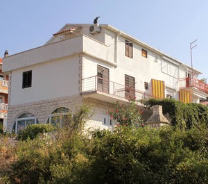 Terrace Sutivan 