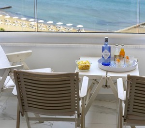Serenity Seafront Villa 
