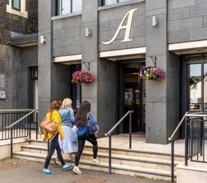 Adair Arms Hotel 