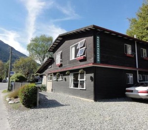 Alpine Lodge 