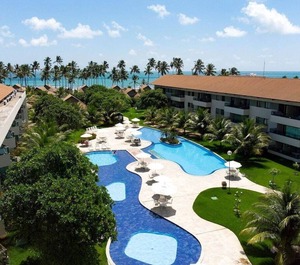 Carneiros Beach Resort 