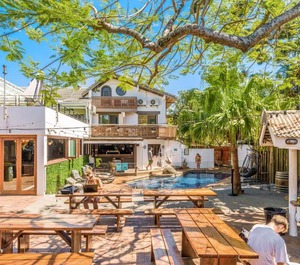 Aquarius Backpacker Resort 