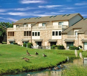 Yacht Club Villas 