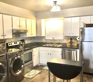 Townhome Located Salt City 