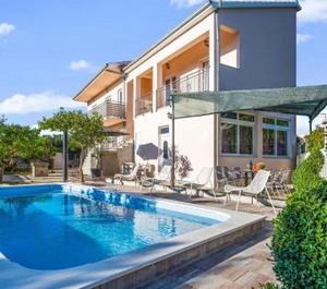 Razanj Outdoor Swimming 