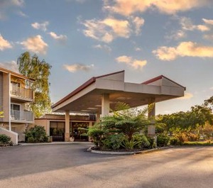 Garden Court Inn 