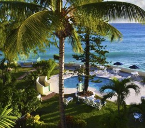 Orchids Beach Hotel 
