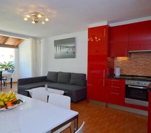 Apartamento Con Piscina 