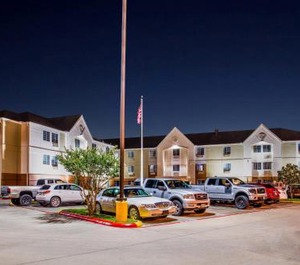 Candlewood Ihg Hotel 