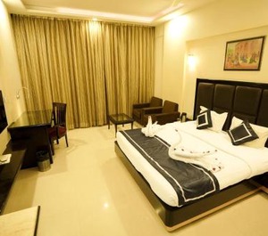 Chandra Inn 