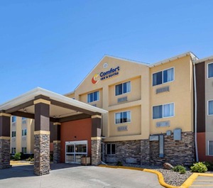 Comfort Suites Cedar Falls 