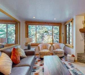 Horn Lodge Truckee 