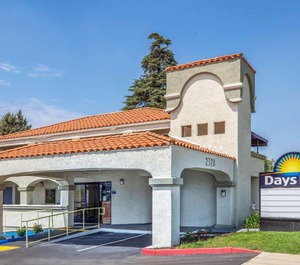 Days Inn 