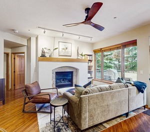 Spruce Tree Lodge 